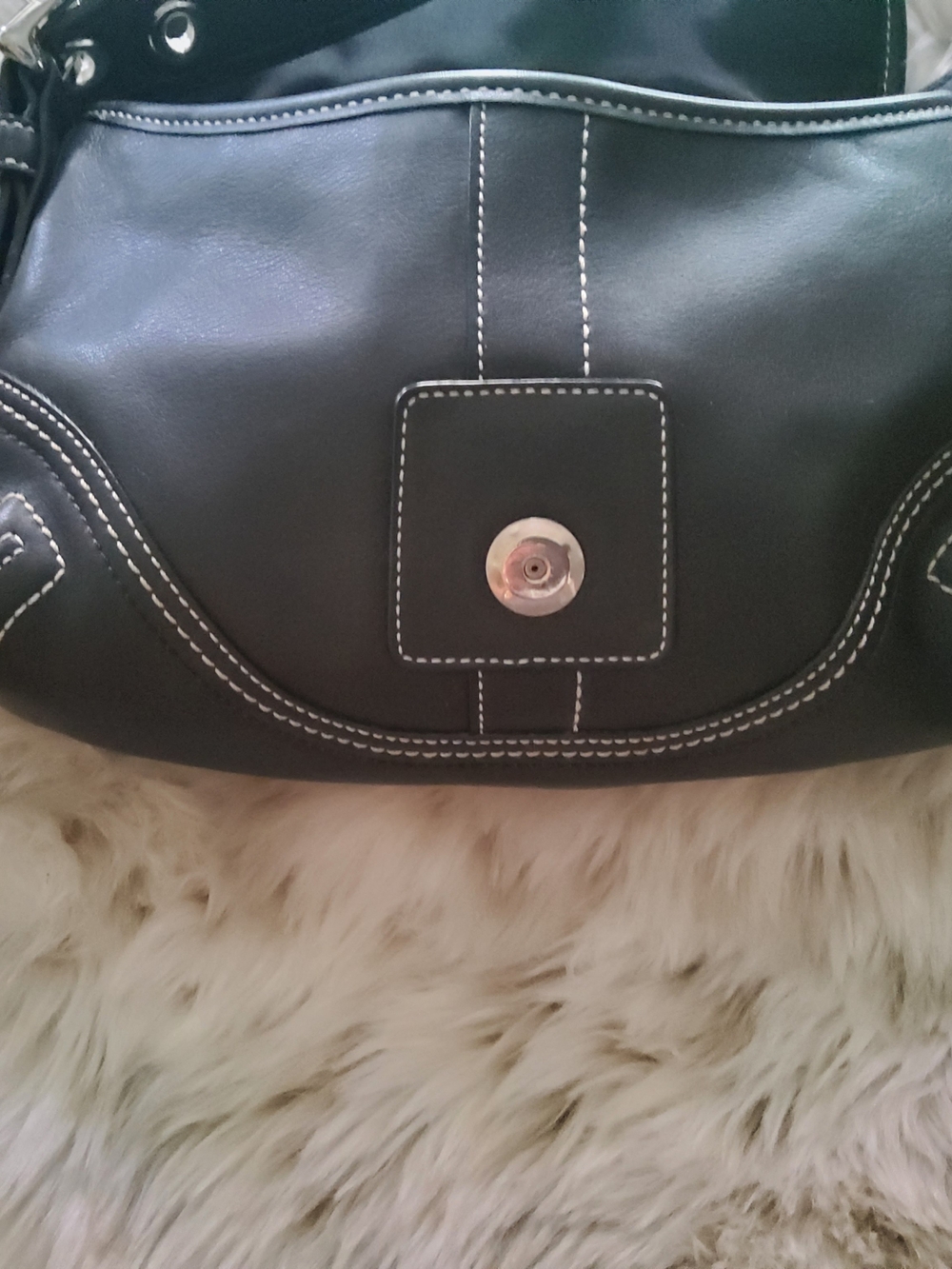 Coach Vintage Y2K SOHO F10188 EUC - Picture 5 of 16
